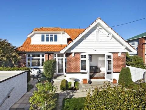 17 Overtoun Terrace, Hataitai, Wellington