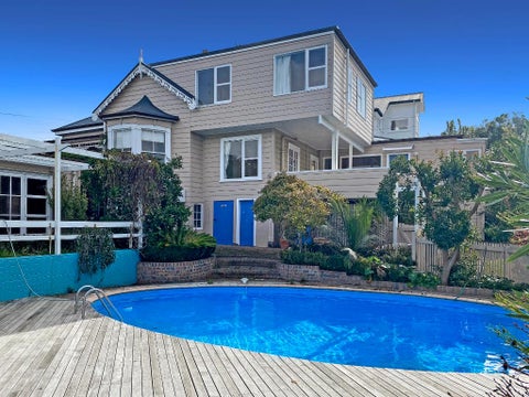 18 Bridge View Road, Birkenhead, Auckland