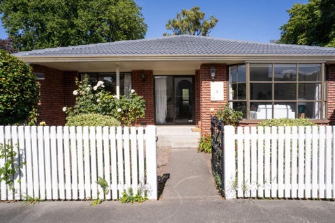 2/11 Office Road, Merivale, Christchurch