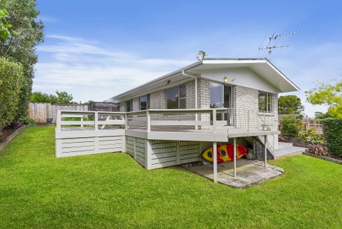 4/15 O'halloran Road, Howick, Auckland