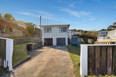 18 Arapiko Street, Johnsonville, Wellington