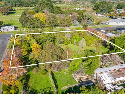 84 Cologne Street, Martinborough