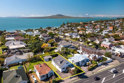 370 Lake Road, Takapuna, Auckland