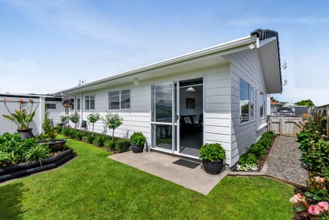 2/353 Saint Aubyn Street, Moturoa, New Plymouth