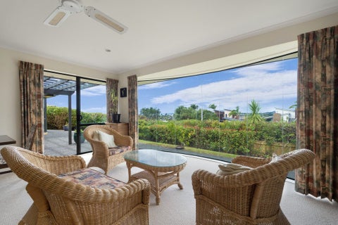 115 Grovenor Drive, Orewa, Orewa
