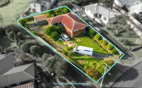 17 Chilcott Road, Henderson, Auckland