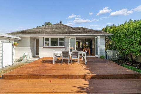 13 Deller Grove, Silverstream, Upper Hutt