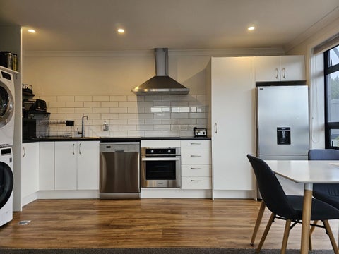 10 Ara Patukawenga, Tawa, Wellington