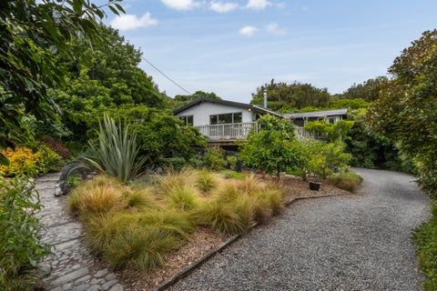 2 Kereru Street, Waikanae