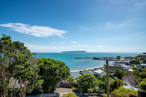 146 Motuhara Road, Plimmerton, Porirua