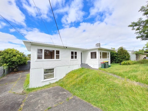 349 Wairau Road, Totara Vale, Auckland
