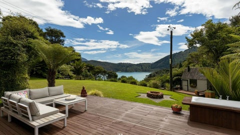 886 Kenepuru Road, Picton