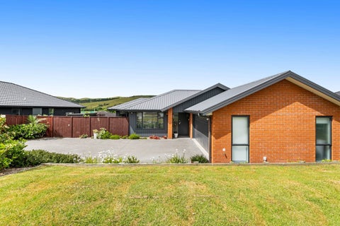 13 Porokaiwhiri Avenue, Helensville, Helensville