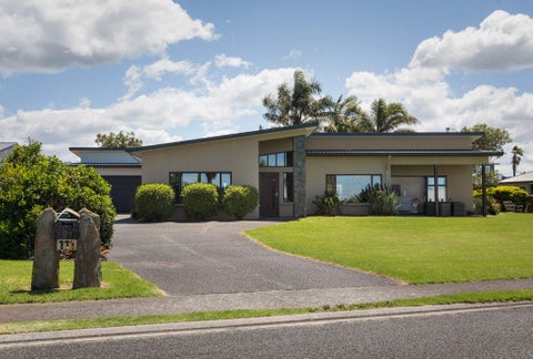 111 Koutunui Road, Athenree, Katikati