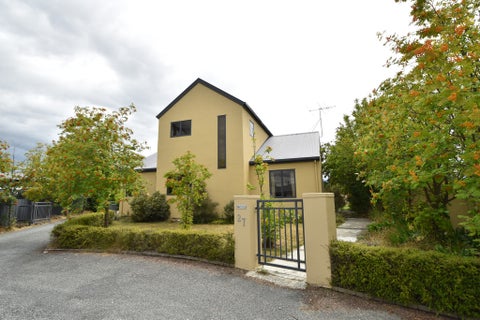 27 Braemar Place, Twizel
