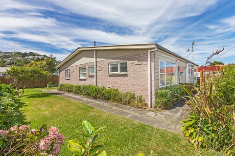 28B Aparima Avenue, Miramar, Wellington