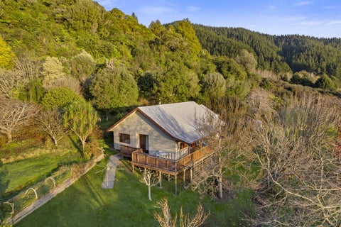 35 Emerald Hills Road, Koputaroa, Shannon