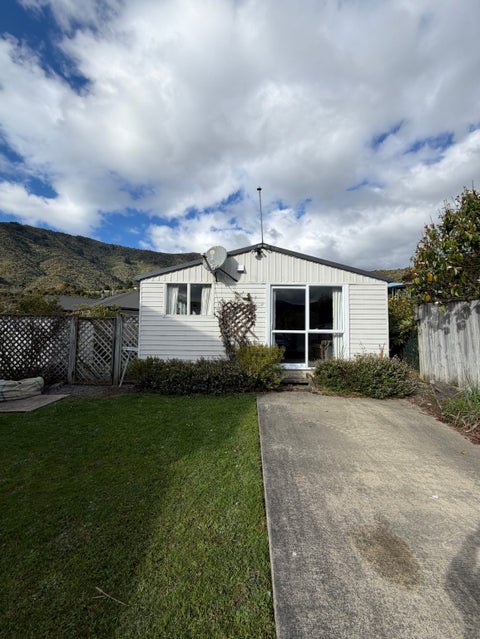 74 Moana View Road, Waikawa, Picton