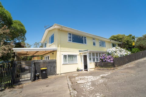 36 Bracken Road, Paparangi, Wellington