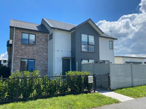 39 Waituarua Drive, Takanini, Auckland