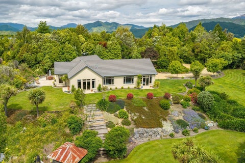 96 Totara View Road, Wakefield, Wakefield