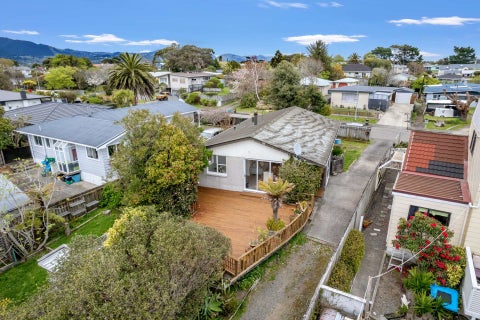 7 Chums Road, Paraparaumu Beach, Paraparaumu