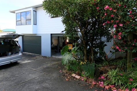 20 Wycherley Drive, Bucklands Beach, Auckland