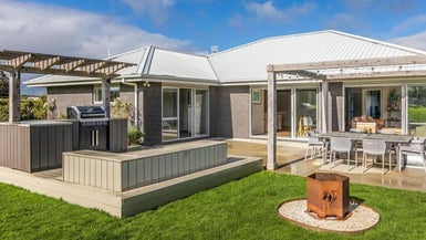 210B Clarks Beach Road, Pukekohe