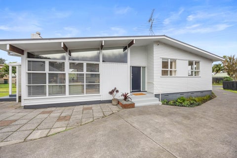 4 Dunstall Place, Mangere Bridge, Auckland