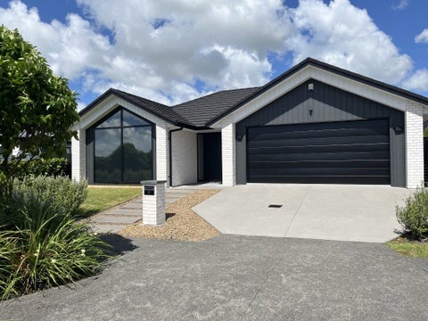 8 Stanton House road, Paerata, Auckland