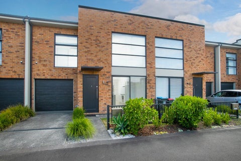 57 Scoria Crescent, Stonefields, Auckland