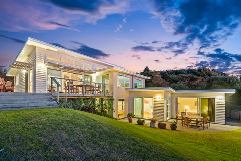 133 Sims Road, Te Horo Beach