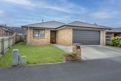 6 Monarch Mews, Levin, Levin