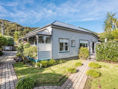 192 Raumati Road, Raumati Beach, Paraparaumu
