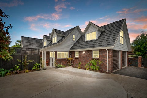 104 Lake Terrace Road, Burwood, Christchurch