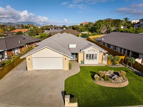 342 Manly Street, Paraparaumu Beach, Paraparaumu