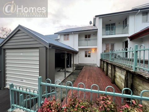 61 Winery Way, Henderson, Auckland