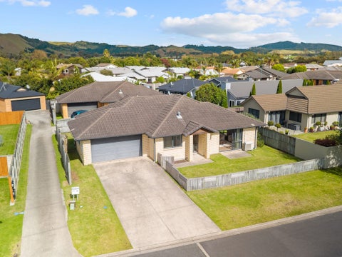 75 Twin Oak Avenue, Papamoa Beach, Papamoa