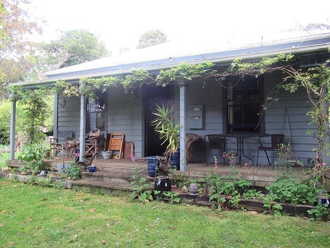 119 West Road, Mauriceville