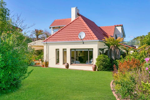 36 Harvey Street, Waipahihi, Taupo