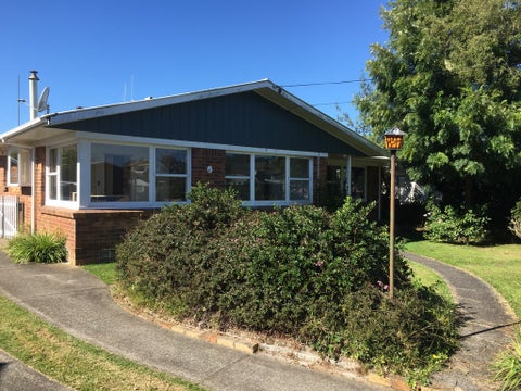 27 Glenview Terrace, Glenview, Hamilton