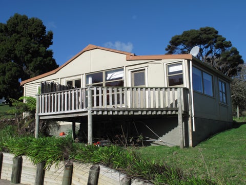 29 Point Street, Raglan, Raglan