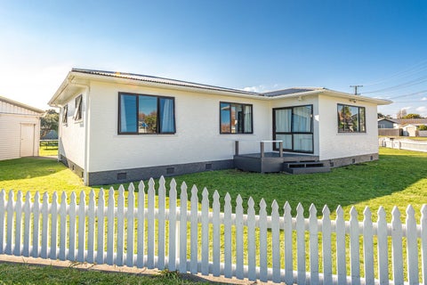 24 Selwyn Crescent, College Estate, Whanganui