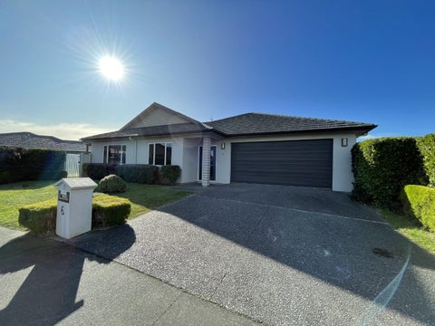 6 Mana Place, Poraiti, Napier
