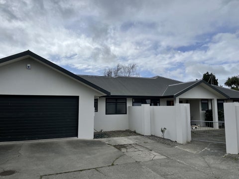 12 Austin Place, Awapuni, Palmerston North