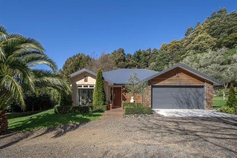 5520 Christchurch Akaroa Road, French Farm, French Farm