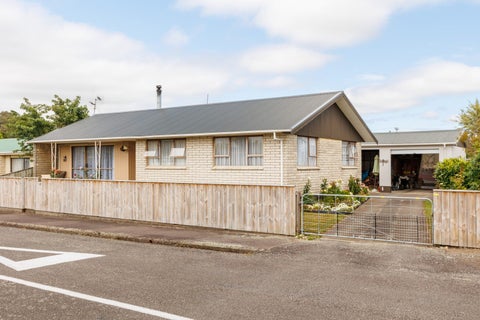 11 Maire Street, Pahiatua