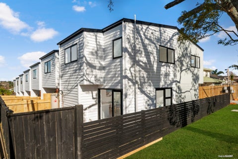 6/19 Buscomb Avenue, Henderson, Auckland