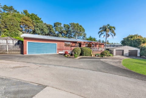 5 Lomeer Way, Beachlands, Auckland