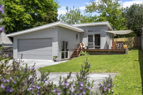 11A O'Donn Avenue, Beach Haven, Auckland